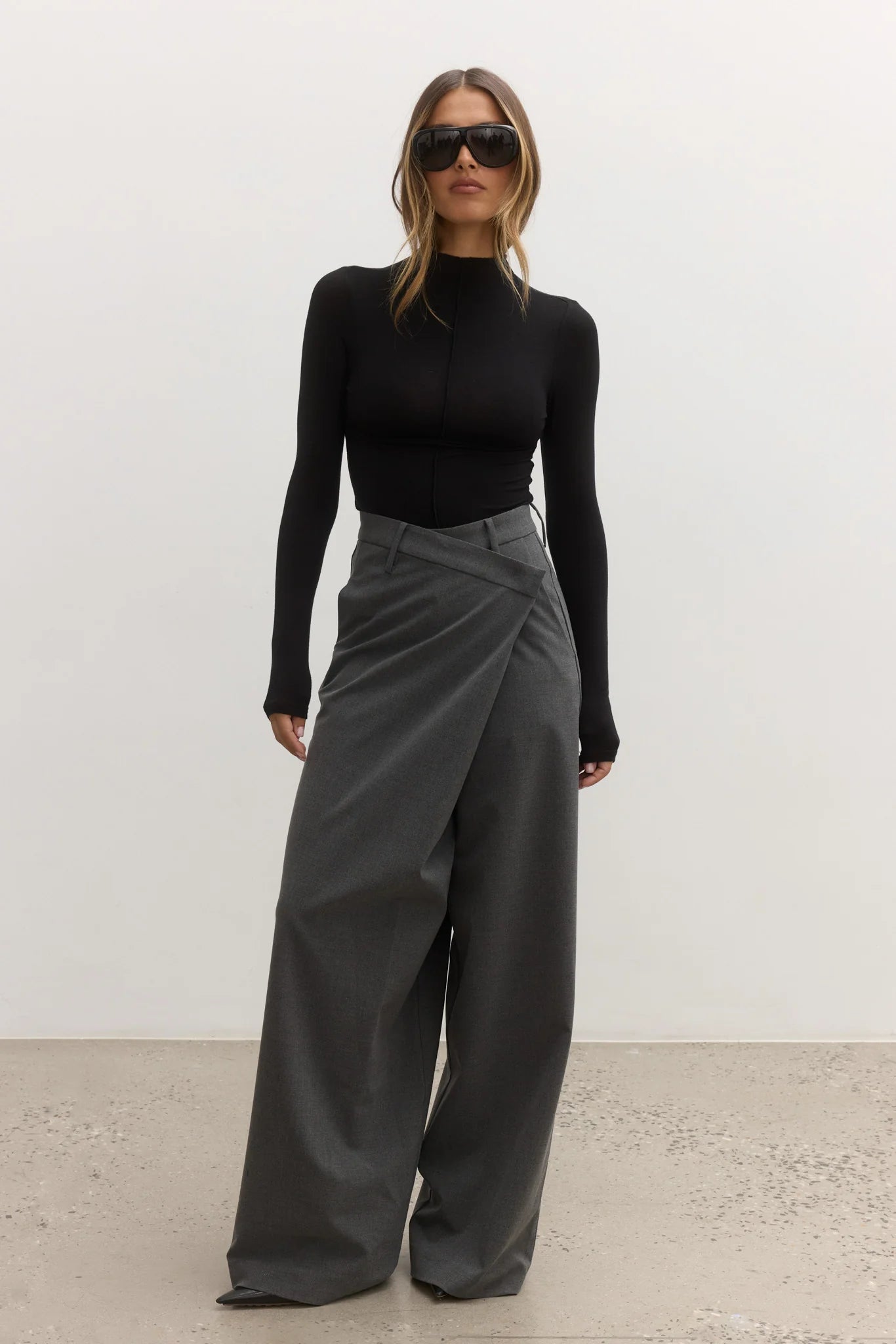 ANISA TURTLE NECK - SHADOW - BAYSE