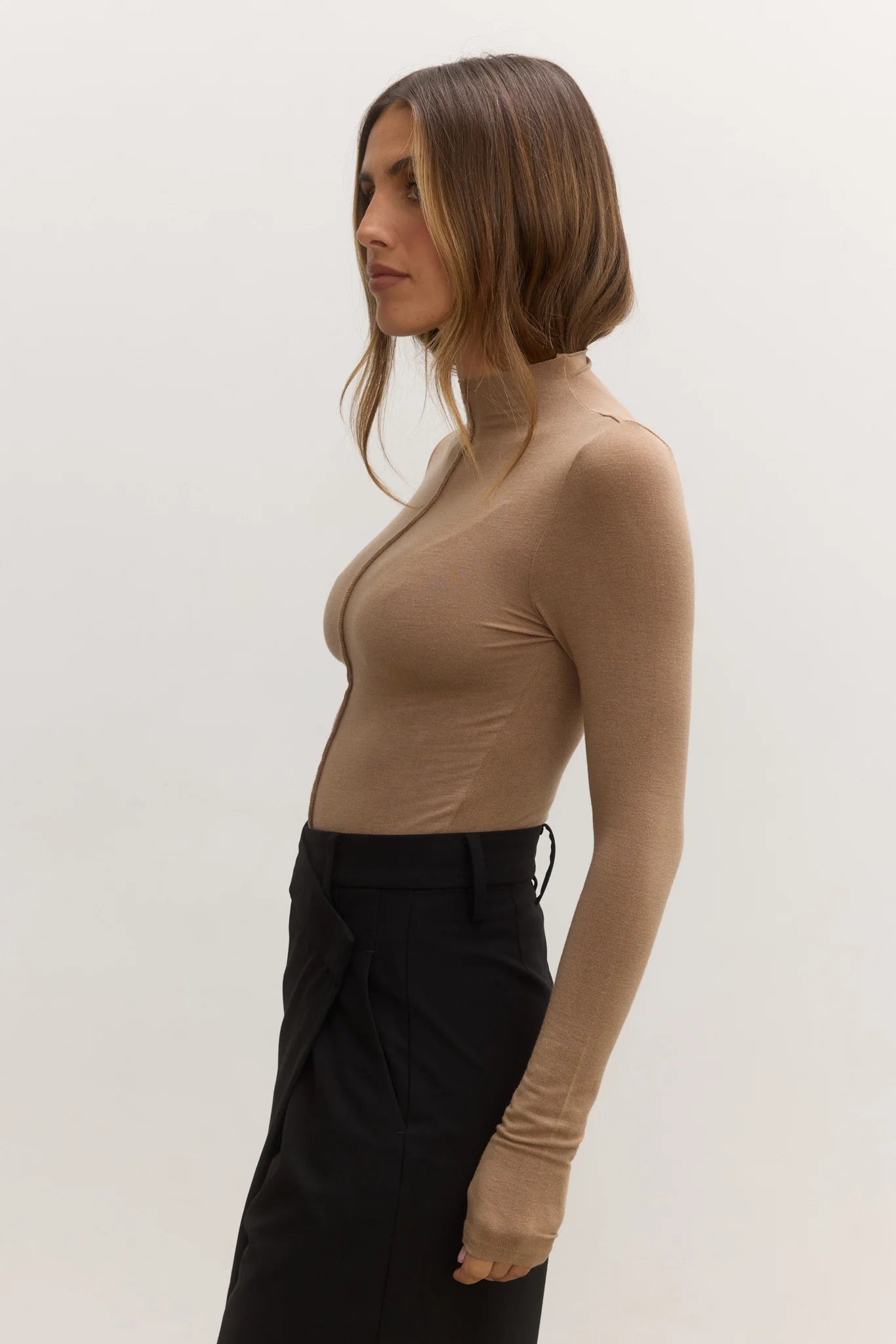 ANISA TURTLE NECK - WALNUT - BAYSE