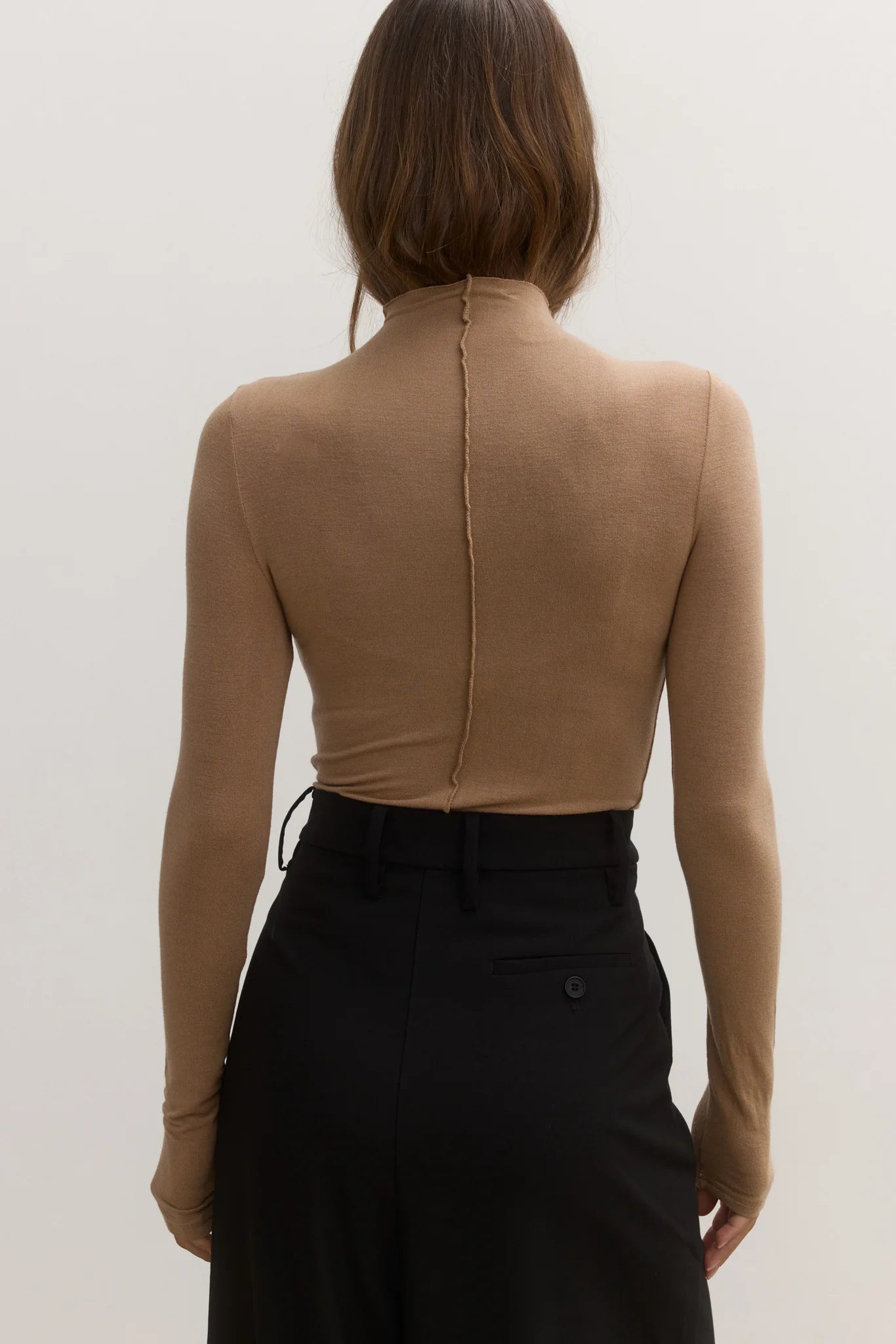 ANISA TURTLE NECK - WALNUT - BAYSE