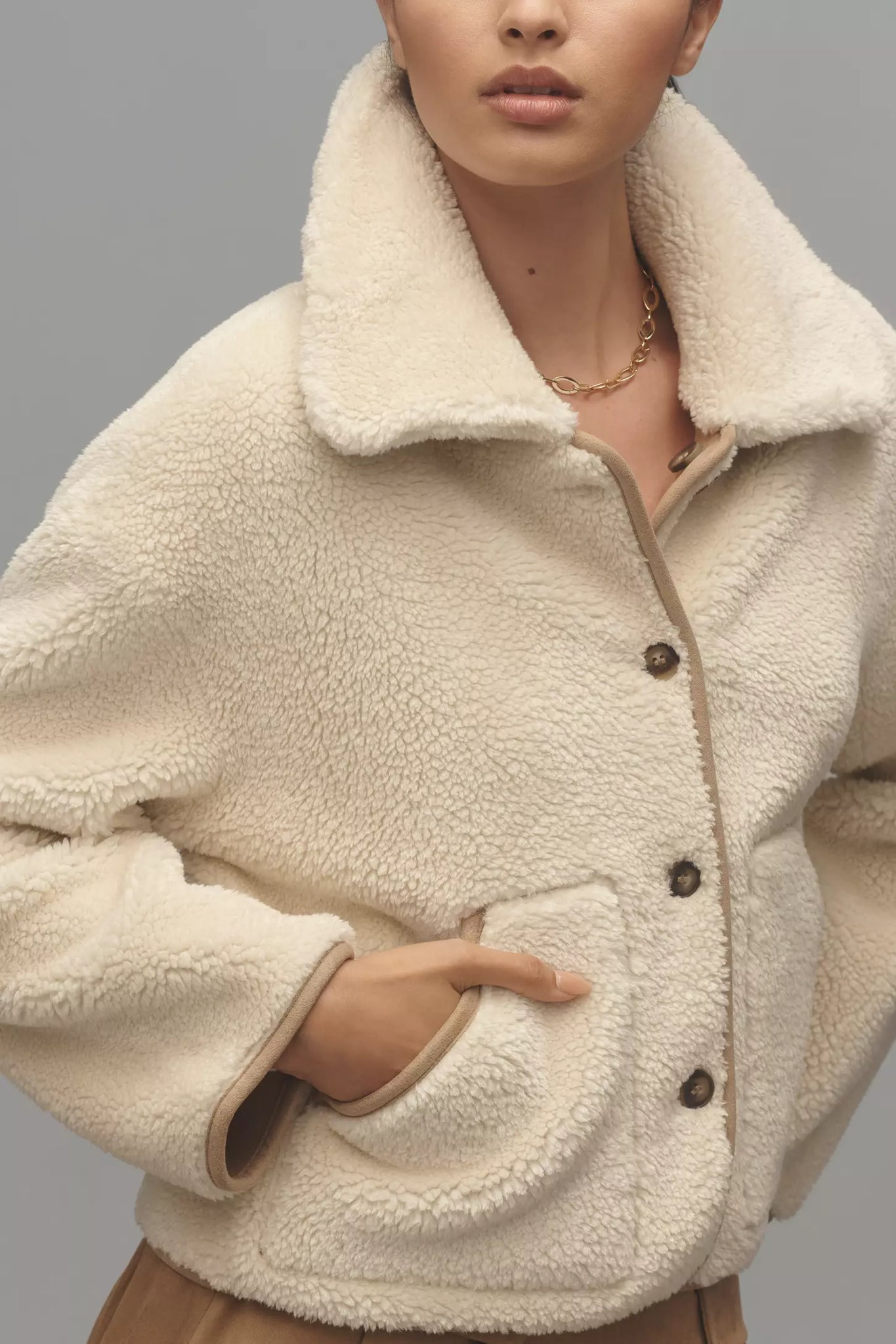 AMARA SHERPA JACKET REVERSIBLE - SAND - VELVET