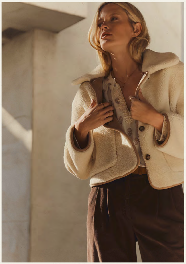 AMARA SHERPA JACKET REVERSIBLE - SAND - VELVET