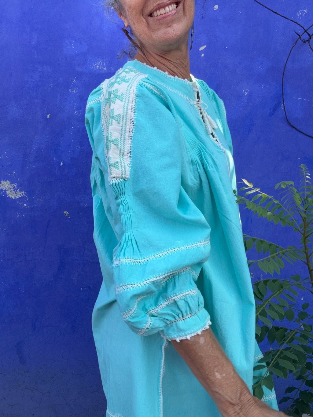 ESPANOLA DRESS LONG SLEEVE - AQUA / CREAM CROCHET - LAS NINAS