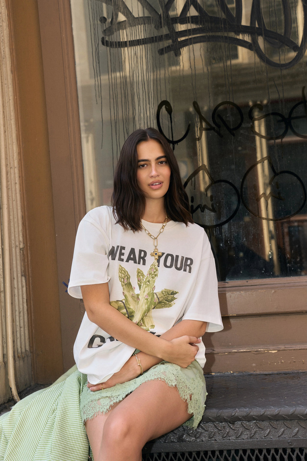 WEAR YOUR GREENS OVERSIZED TEE  - WHITE - MAKU