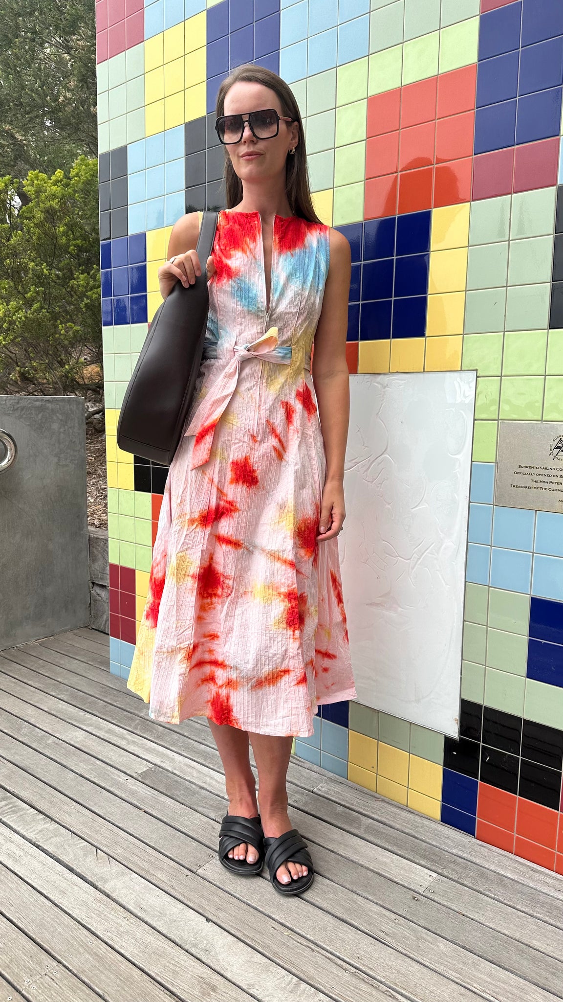 Luuda Raih SLEEVELESS ZIPPER DRESS LONG - LADYBIRD - LUUDA – EMIA FASHION