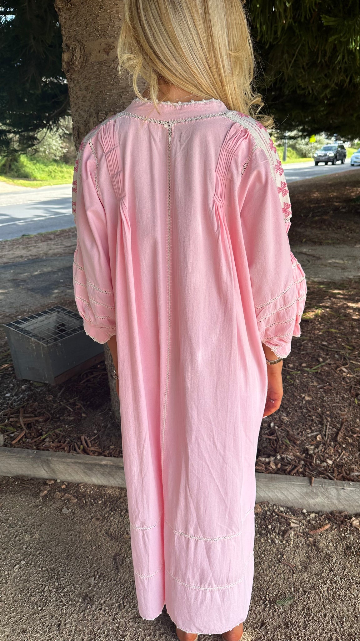 ESPANOLA DRESS LONG SLEEVE - PALO DELA ROSA / CREAM CROCHET - LAS NINAS