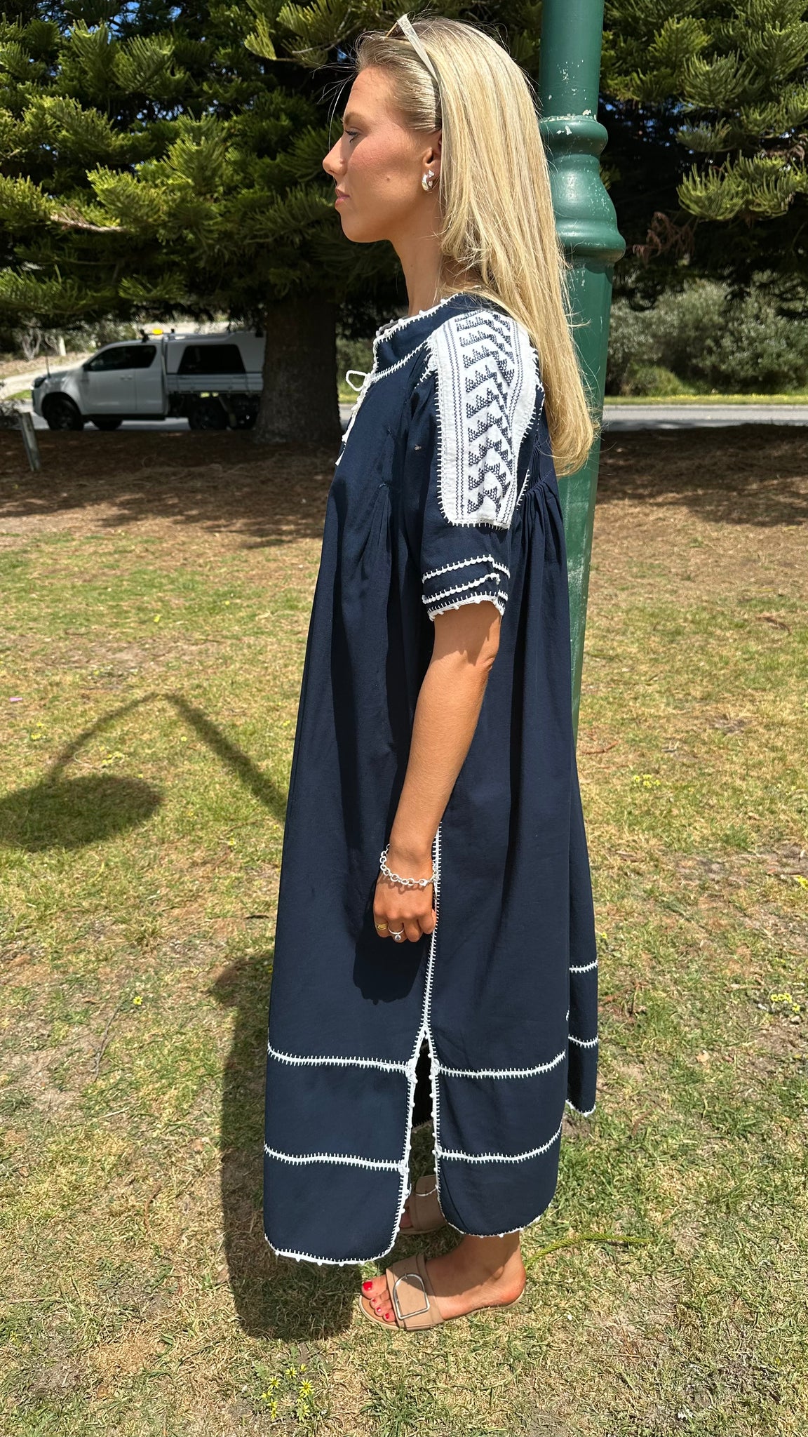 ESPANOLA DRESS SHORT SLEEVE - NAVY / WHITE CROCHET - LAS NINAS