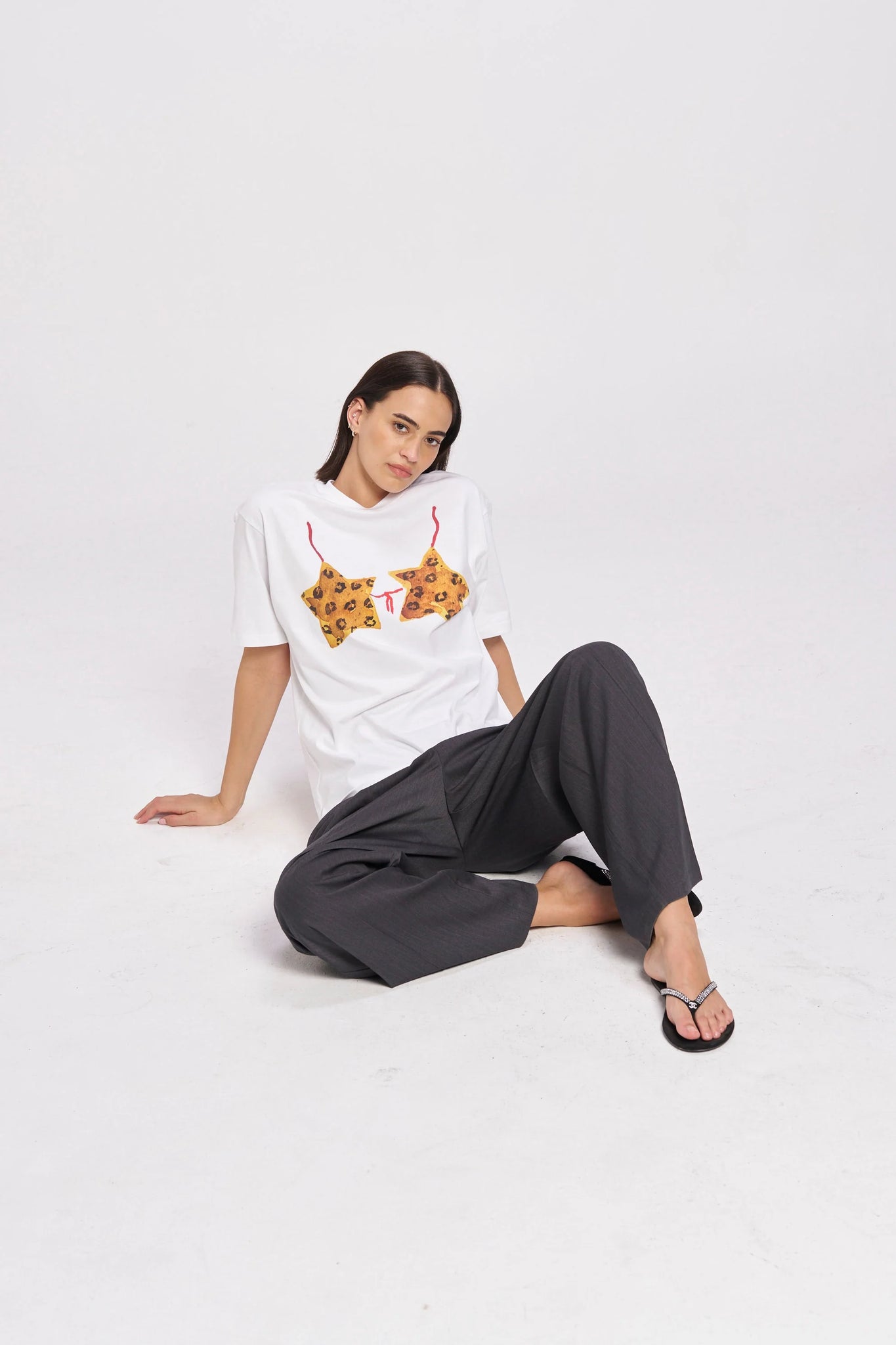 LEOPARD STARKINI OVERSIZED TEE  - WHITE - MAKU