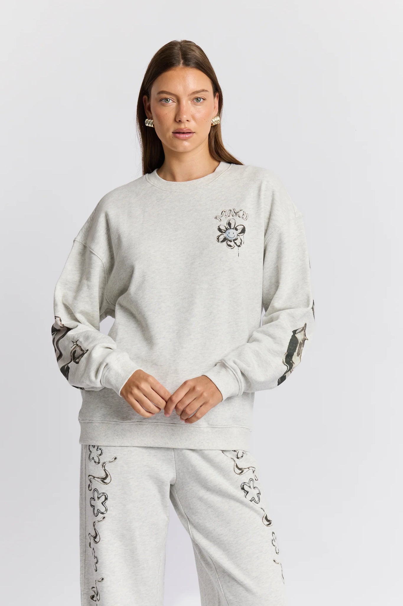 CHROME SWEATSHIRT - LIGHT GREY MARLE - MAKU – EMIA FASHION