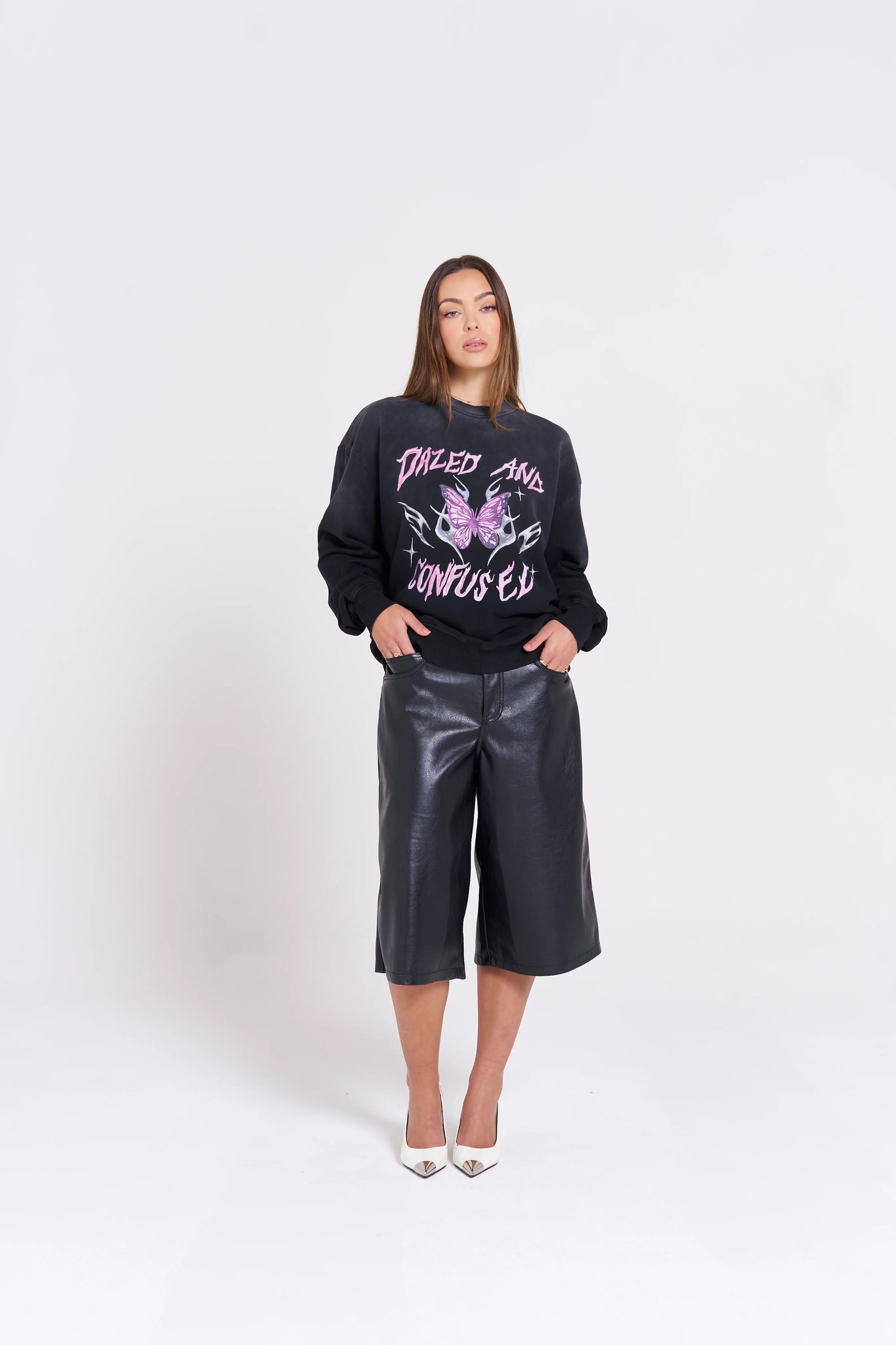 DAZED AND CONFUSED ACID WASH CREW -  BLACK SNOW WASH - MAKU