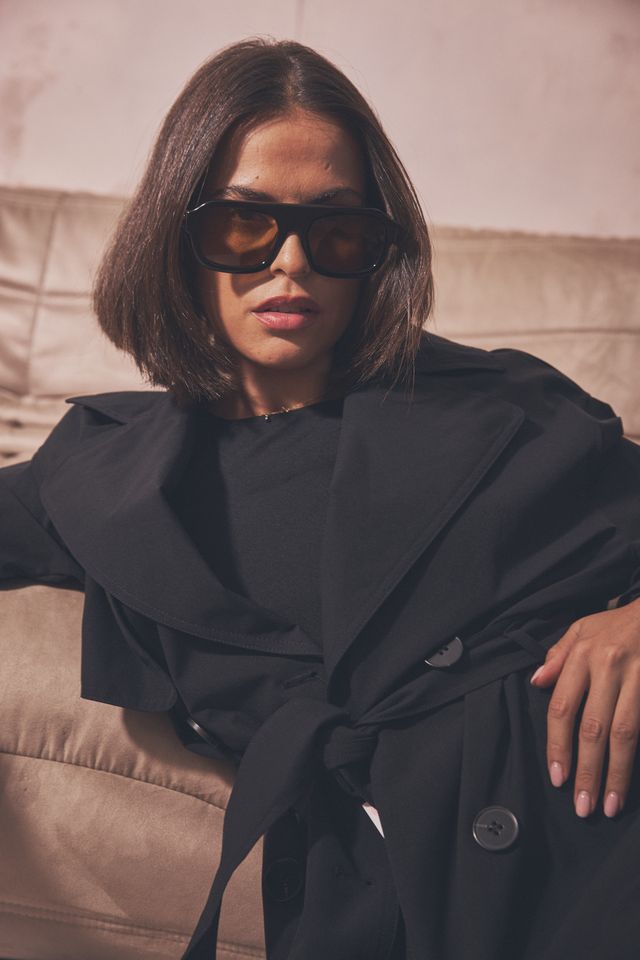 SHADE 004 X ROZALIA RUSSIAN  - BLACK / BROWN LENS - SODA SHADES