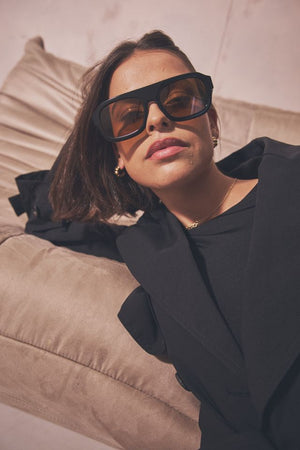 SHADE 004 X ROZALIA RUSSIAN  - BLACK / BROWN LENS - SODA SHADES