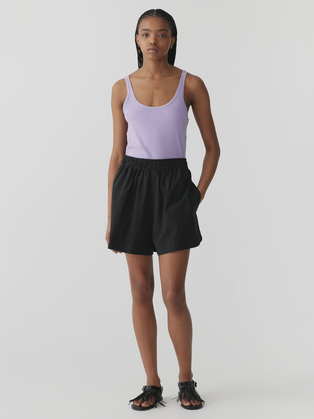 CRUSHED COTTON TENNIS SHORT - BLACK - BASSIKE