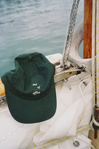 OUT OF OFFICE CAP - FOREST GREEN & CREAM - CASA DEL SOL