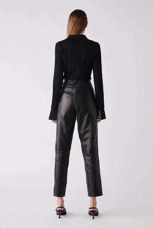 AVENUE BUTTON SWEATER - BLACK - ESMAEE
