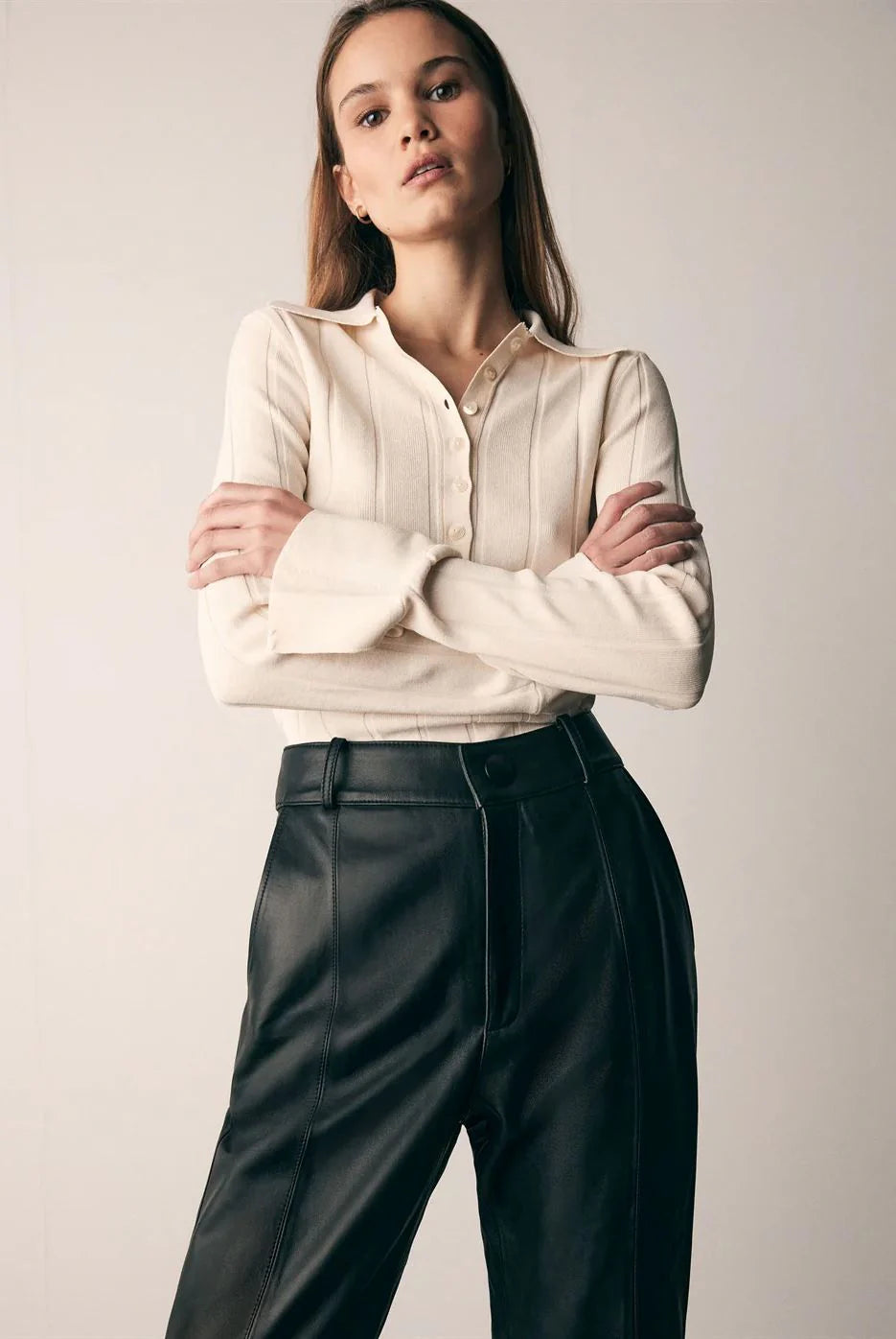 AVENUE BUTTON SWEATER - CREAM - ESMAEE