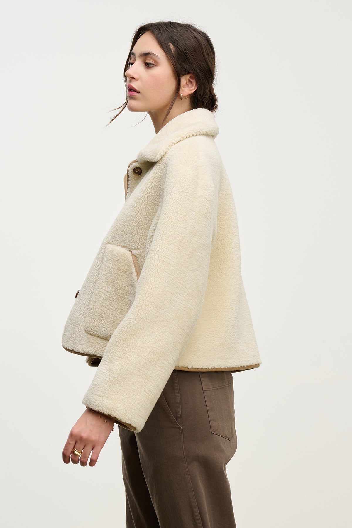AMARA SHERPA JACKET REVERSIBLE - SAND - VELVET