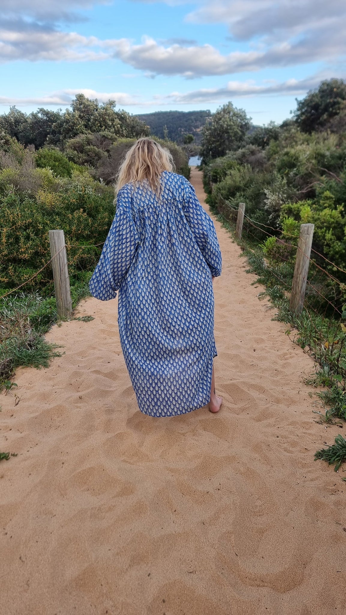 BUTTON DOWN SHIRT DRESS - BLUE - SADHU