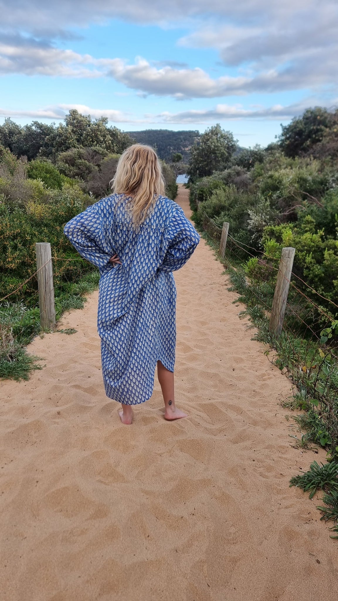 BUTTON DOWN SHIRT DRESS - BLUE - SADHU